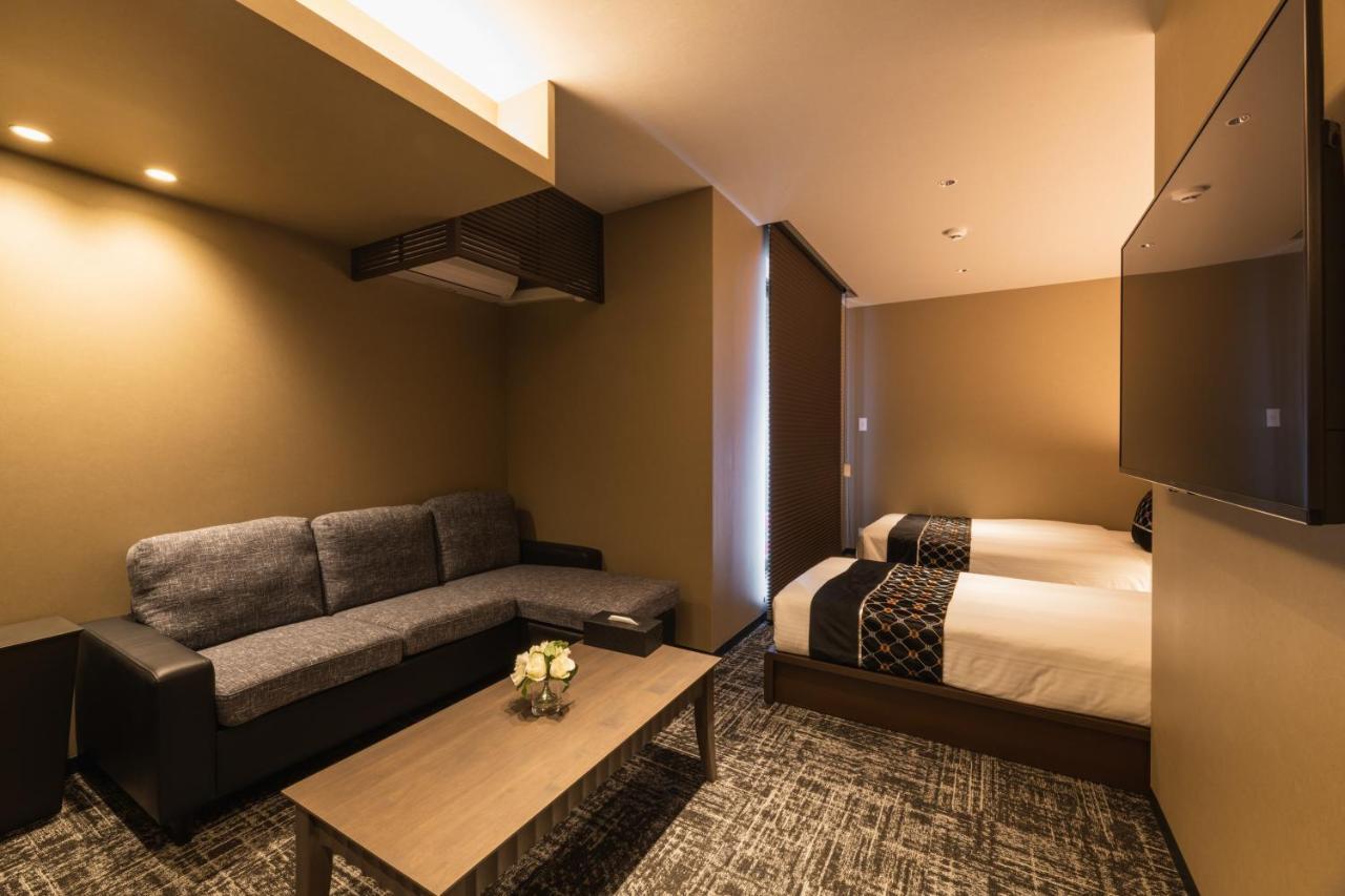 Grand Base Kagoshima Chuo Aparthotel Eksteriør bilde